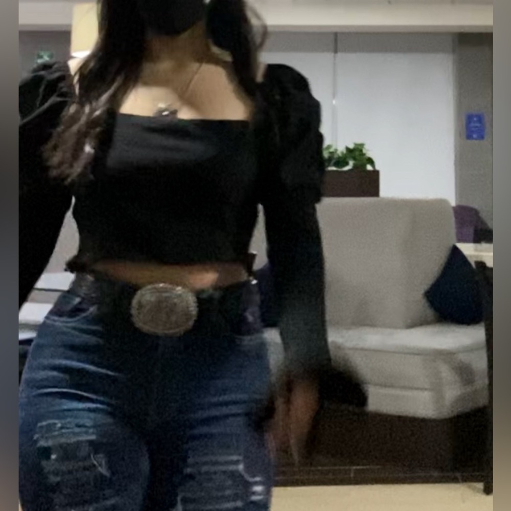 Black Off The Shoulder crop Top